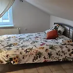 Maison d'hôtes Lotta Autobus Na Targi Mtp, Darmowy Parking, Samodzielny Meldunek *