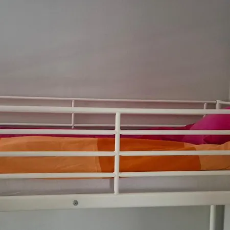 Vendégház Lotta Autobus Na Targi Mtp, Darmowy Parking, Samodzielny Meldunek *