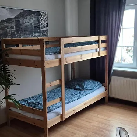 Lotta Autobus Na Targi Mtp, Darmowy Parking, Samodzielny Meldunek Vendégház *