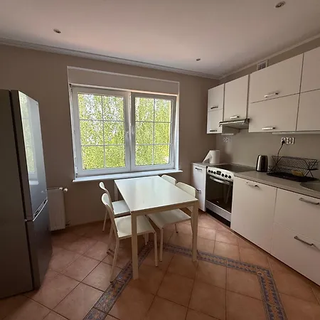 Casa de hóspedes Lotta Autobus Na Targi Mtp, Darmowy Parking, Samodzielny Meldunek Poznań