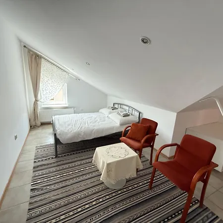 بيت ضيافة Lotta Autobus Na Targi Mtp, Darmowy Parking, Samodzielny Meldunek بوزنان