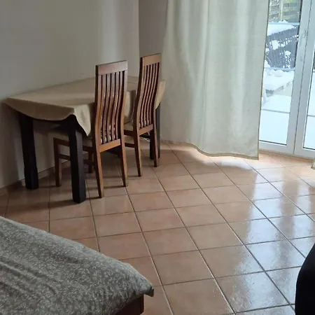 Lotta Autobus Na Targi Mtp, Darmowy Parking, Samodzielny Meldunek