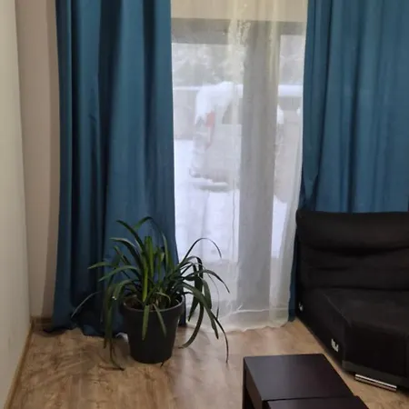 Lotta Autobus Na Targi Mtp, Darmowy Parking, Samodzielny Meldunek * Poznan